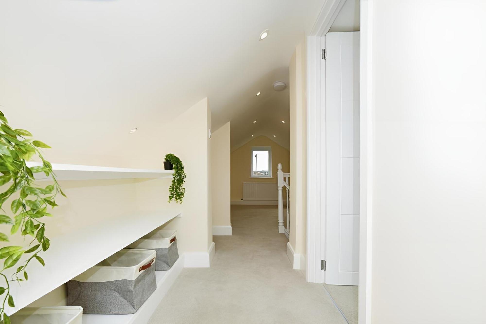 Beautiful 5 Bedroom Bungalow, Sleeps 7, In Calne Eksteriør bilde