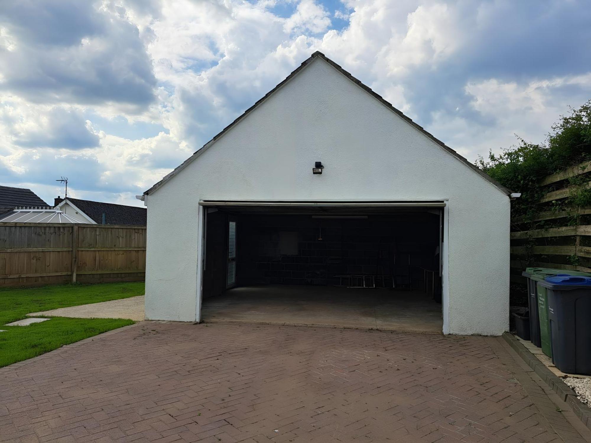 Beautiful 5 Bedroom Bungalow, Sleeps 7, In Calne Eksteriør bilde